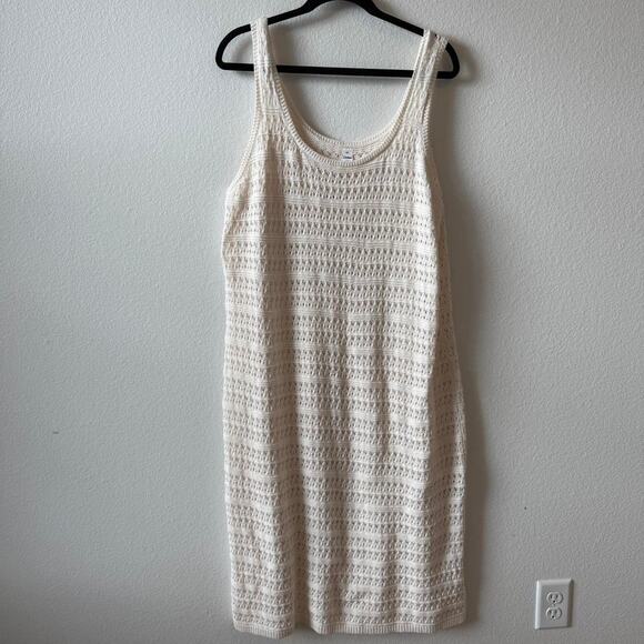 Old Navy Dresses & Skirts - Cream crochet midi dress perfect
